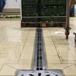 Canalina a doppia fessura
